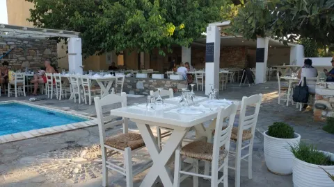 Anezina Restaurant in Paros