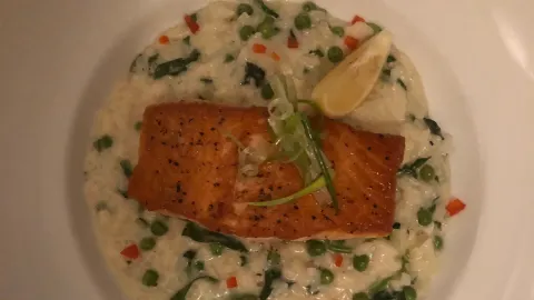 195 American Fusion Cuisine in 무어 카운티