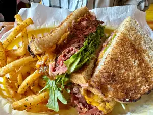 Josh's Deli