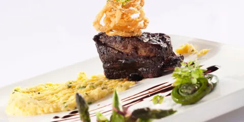 M Waterfront Grille