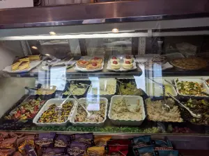 Howell's Deli Cafe