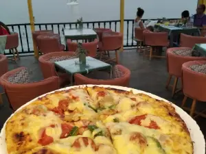 Dimitri's Corner Seaview, Pizzeria-Creperie