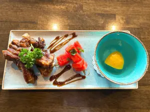 Brass Bar & Grill