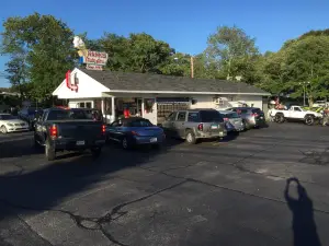 Hank's Dairy Bar