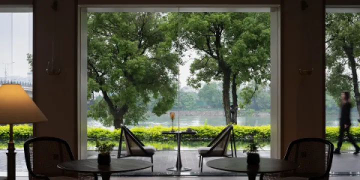 桂林CIAO俏酒店（兩江四湖象鼻山店）·春莊·俏宴江景餐廳