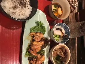 国八