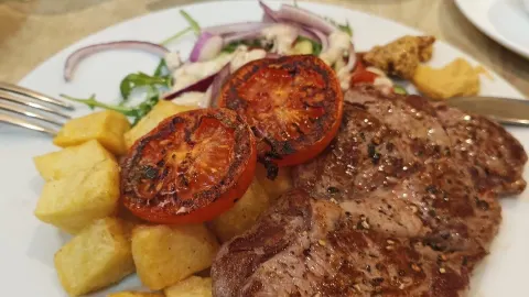 The Lemon Tree Cafe-Bistro in Penrith