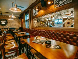 The Hub - pub and club