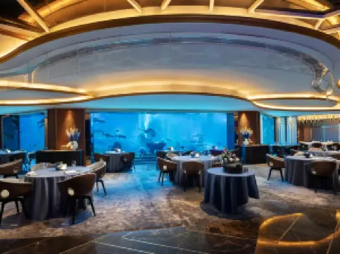 OSSIANO UNDERWATER RESTAURANT & BAR