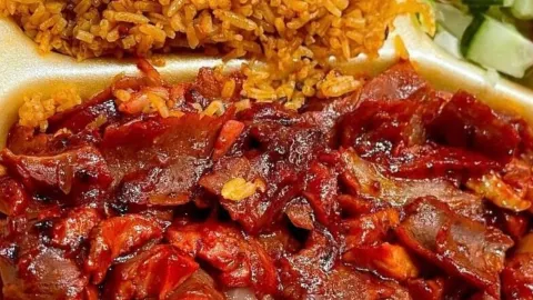 Moe's Peri Peri Grill in Hatfield