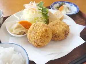 Farm Hakuba Kitchen and Marche Nou Cafe