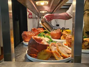 The Three Horseshoes