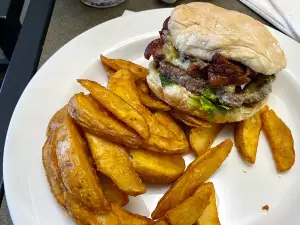 Milt's Stop & Eat