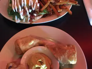 Poe's Pub