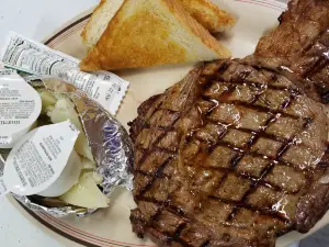 Joe's BBQ & Diner