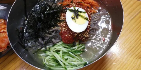 Log Village Buckwheat Noodles