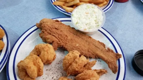 Blue Bay Seafood in ソールズベリー
