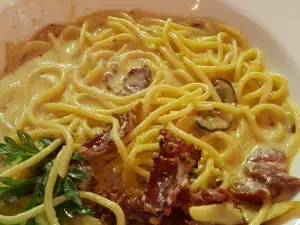 Serapi Garden Cafe