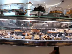 Pecas Helados & Café
