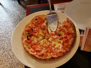 Max Pizza & Restaurant
