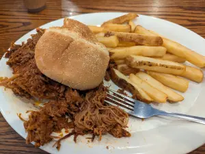 Oakwood Smokehouse & Grill