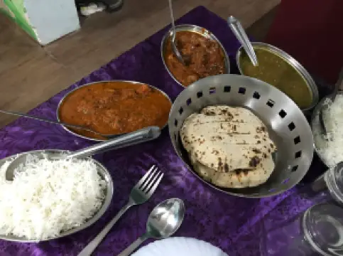 India Family Restaurant