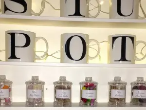 A Little Stu Pot Cafe & Craft
