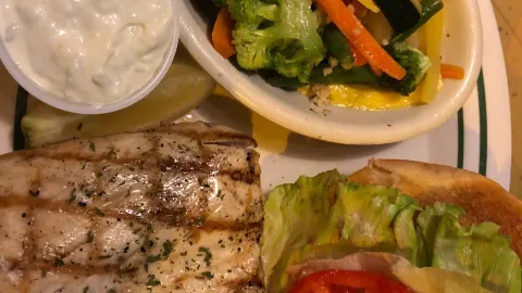 Flanigan's Seafood Bar and Grill in 派恩克雷斯特