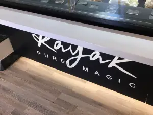 Kayak Ice Cream Store - Mykonos