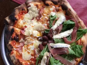 PALOTE Pizzas & Pastas