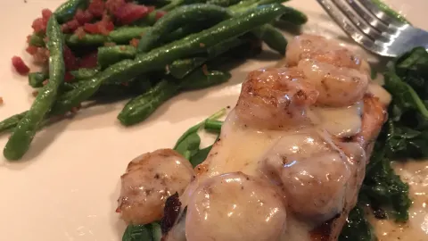 Applebee's Grill + Bar in 캔턴
