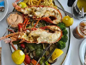 Caldera Seaside Restaurant