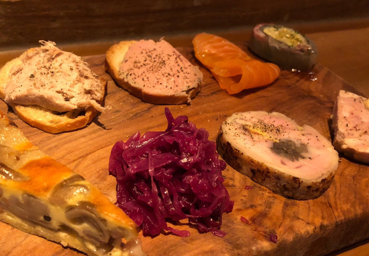 ビストロ・ユイット (, Fuji City) - Restaurant Reviews, Menu