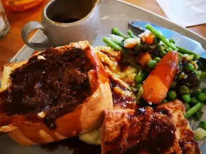 The Cross Keys