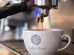 Coffee Diem, Farnham