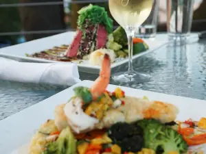 3 Rivers Grill