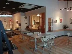Gallery & Cafe Poporare