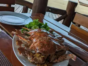 Baan Rim Nam Restaurant
