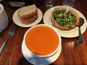 La Madeleine French Bakery & Cafe
