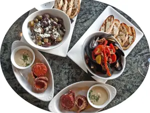 Martinis Bistro