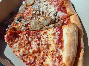 Alley Cat Pizzeria