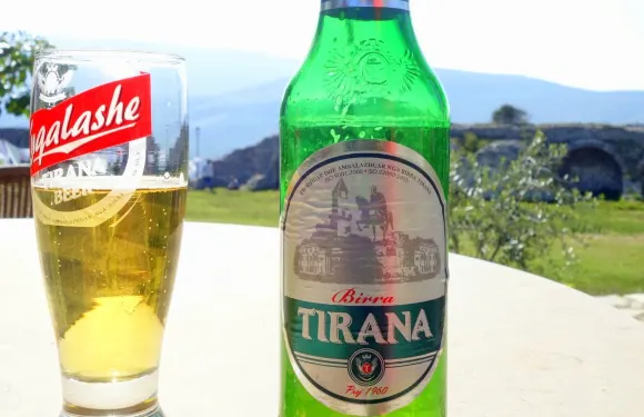 Bar Akropoli