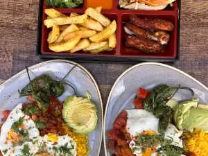 Green Straw Breakfast & Brunch Swords