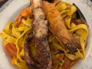 Naus Restaurante e Bar