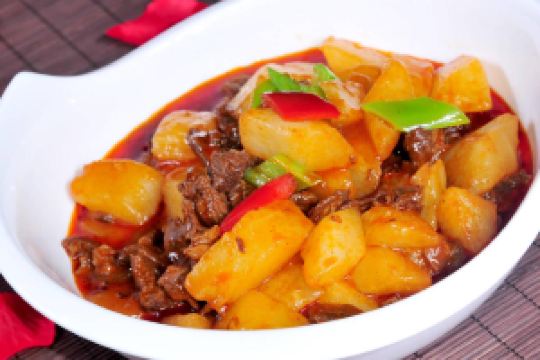紅燒土豆牛肉