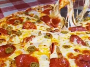Bob & Luigi's Pizzeria