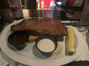 LuLu's Eating and Drinking Establishment 530-243-6251