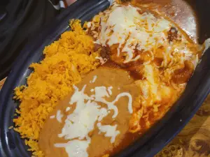 El Rodeo 5