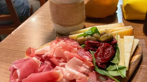 Osteria il Commensale in 취아카