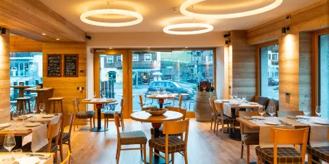 Sushi & Italian Restaurant Larice